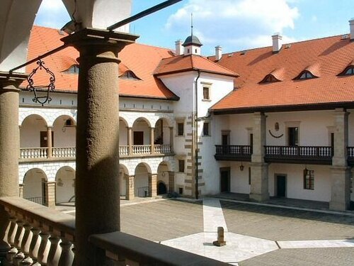 Niepołomice (małopolskie)